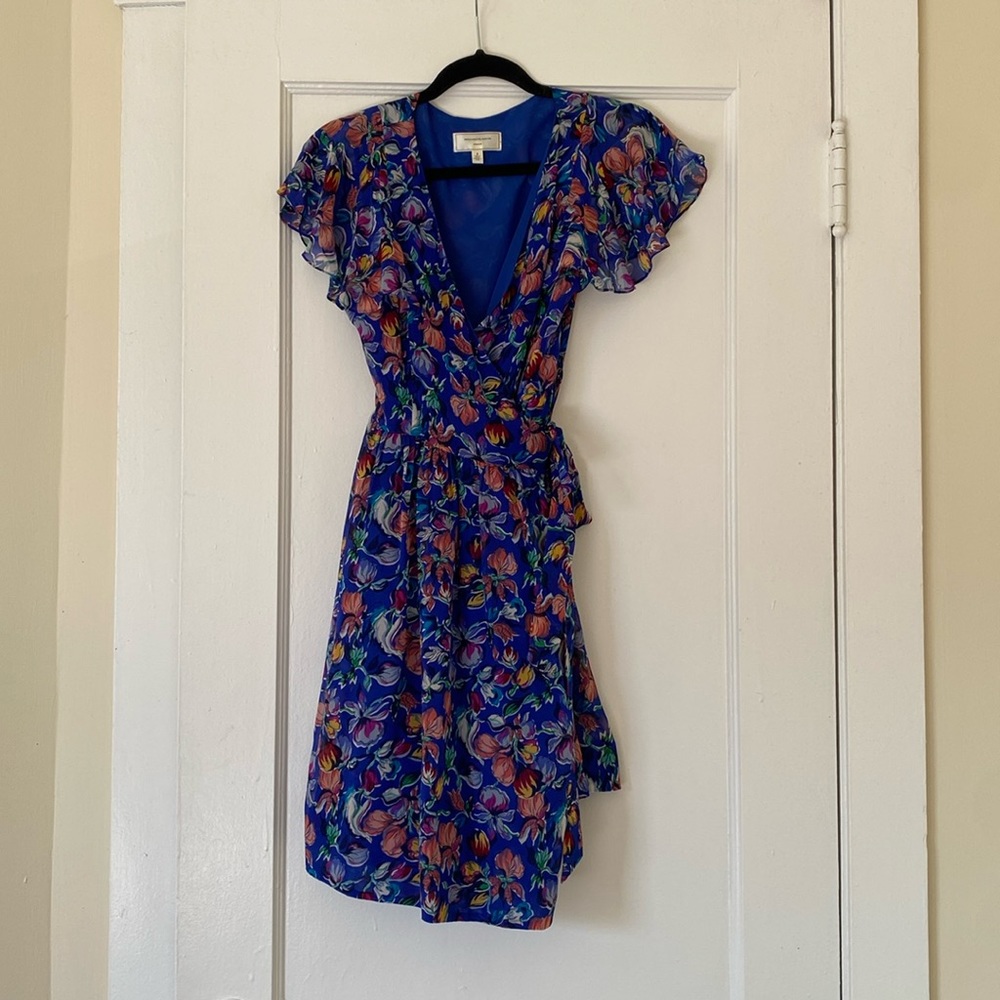 Anthropologie Moulinette Soeurs Blue Floral 100% Silk Wrap Dress Size 4